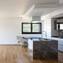 Stoff Holzbarhocker - Alexis 13 Stoff Holzbarhocker - Alexis -Hocker Für Zuhause alexis stoff 6